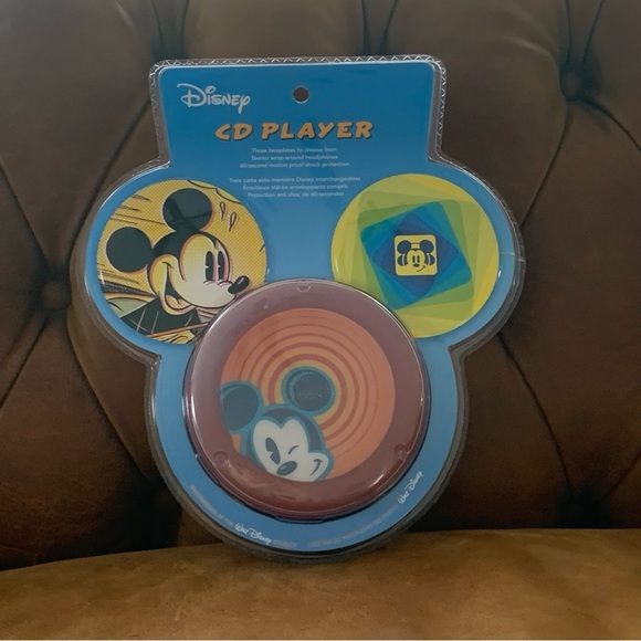Y2K Disney Mickey Mouse CD Player & headphones Brand New NIB NWT - Picture 1 of 8